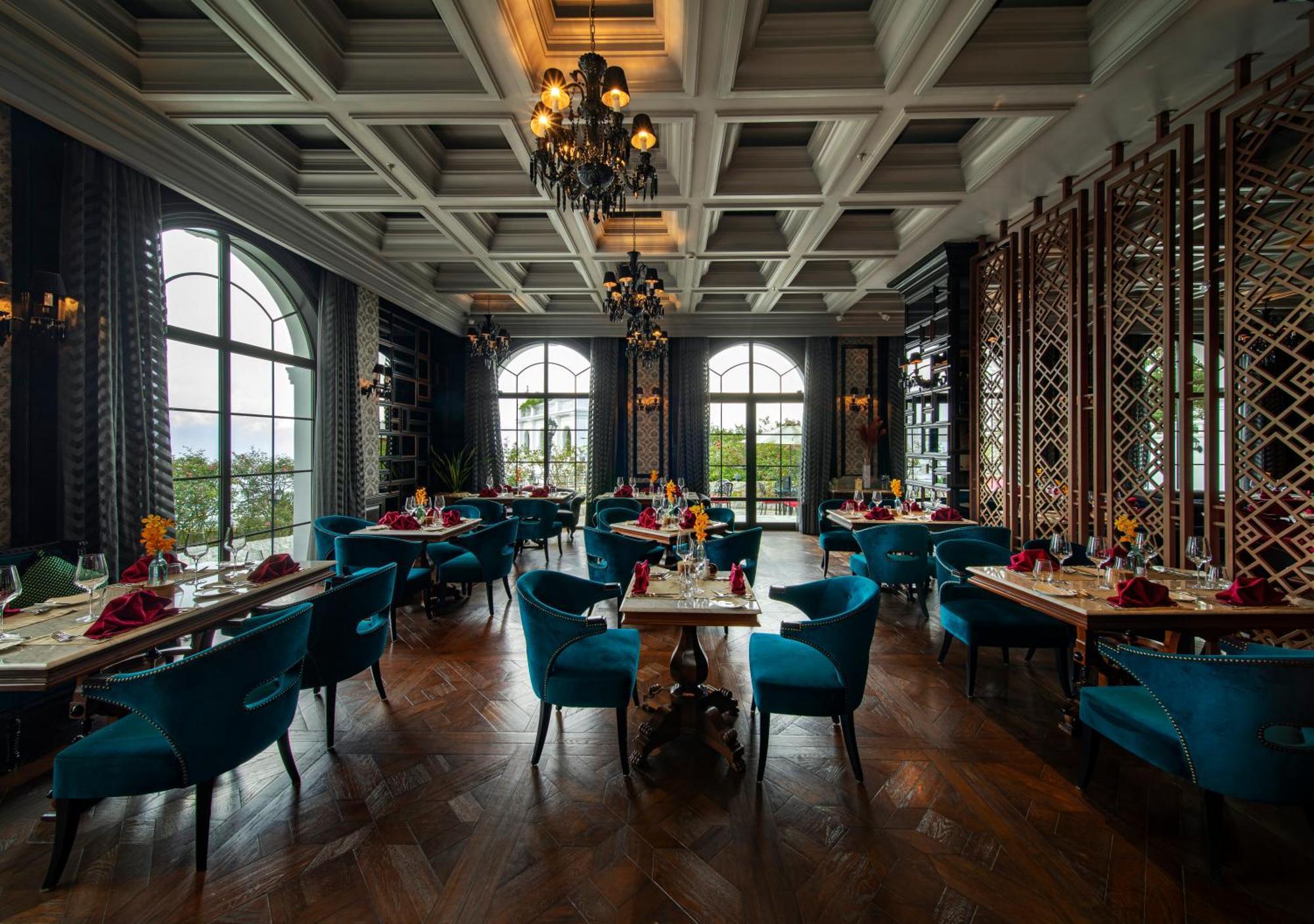 Silk Path Grand Sapa Resort & Spa Kültér fotó The restaurant