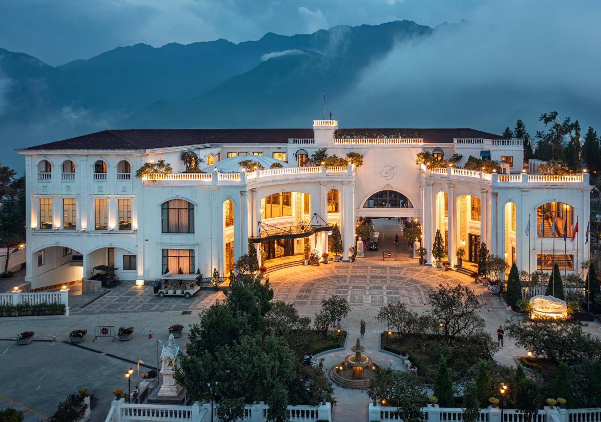 Silk Path Grand Sapa Resort & Spa Kültér fotó Vinpearl Hotel Nha Trang