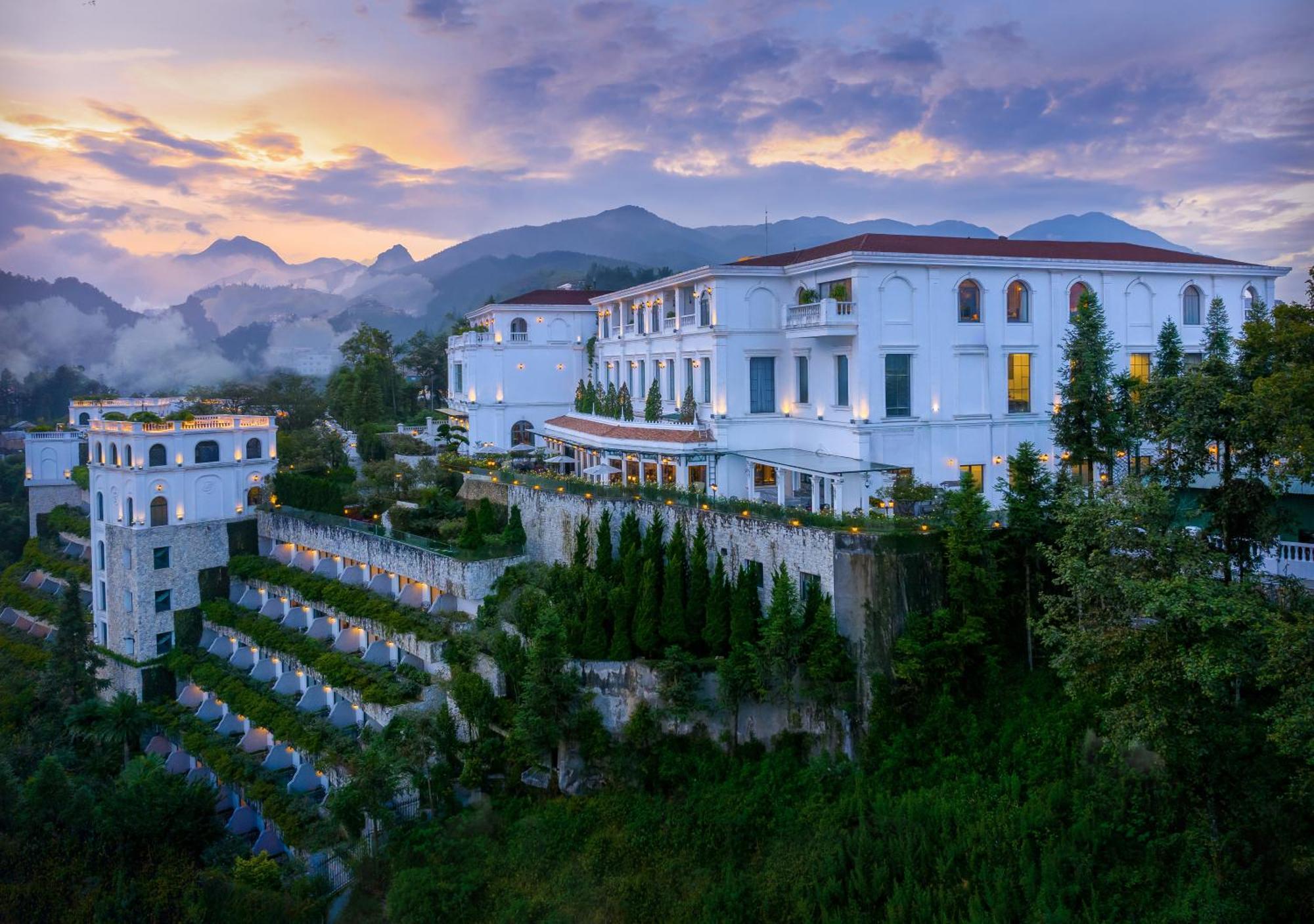 Silk Path Grand Sapa Resort & Spa Kültér fotó The Westin Changi
