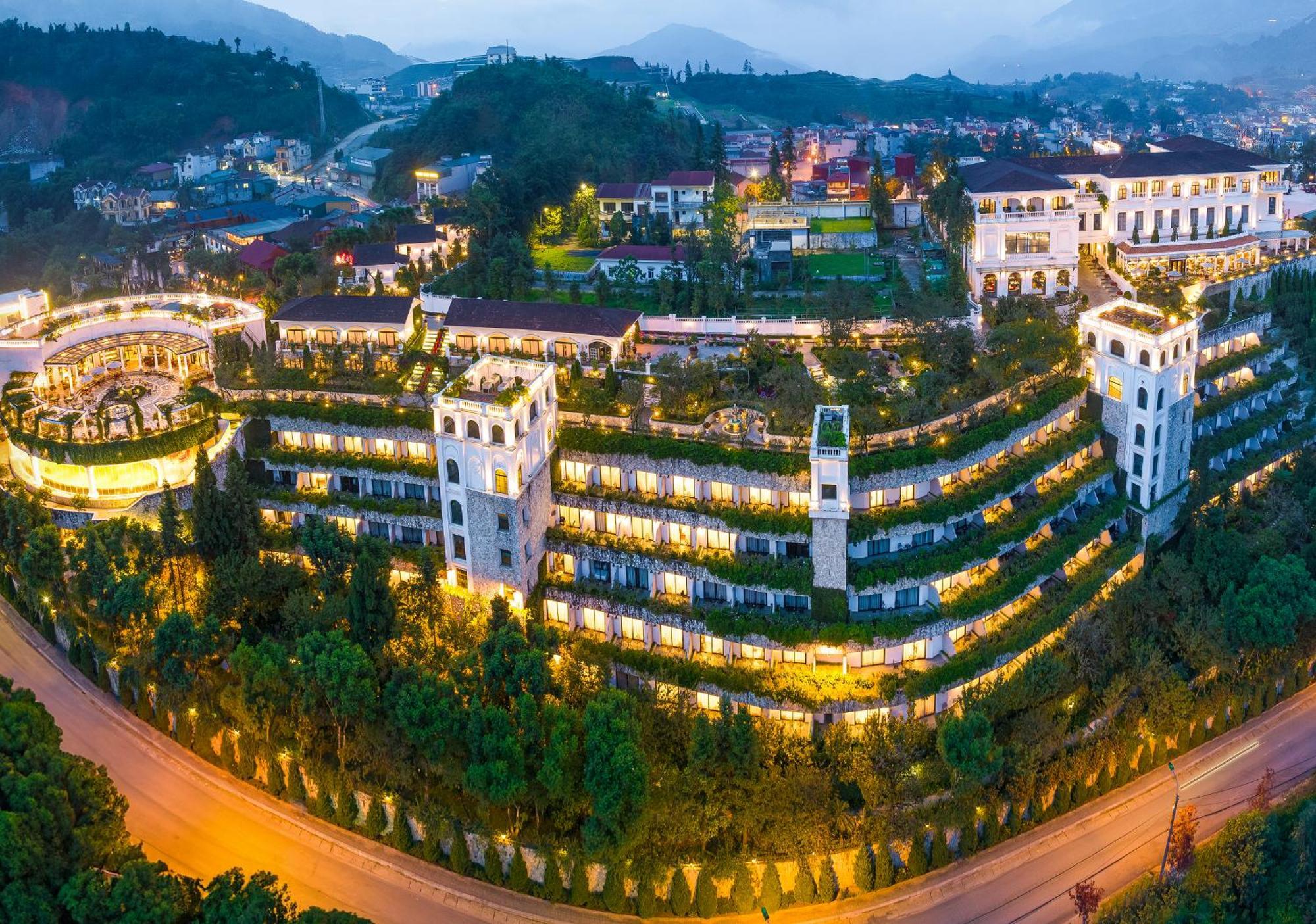 Silk Path Grand Sapa Resort & Spa Kültér fotó Vinpearl Hotel Nha Trang