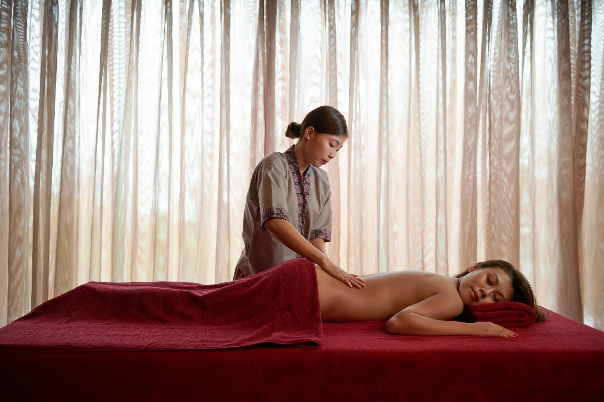 Silk Path Grand Sapa Resort & Spa Kültér fotó Thai massage