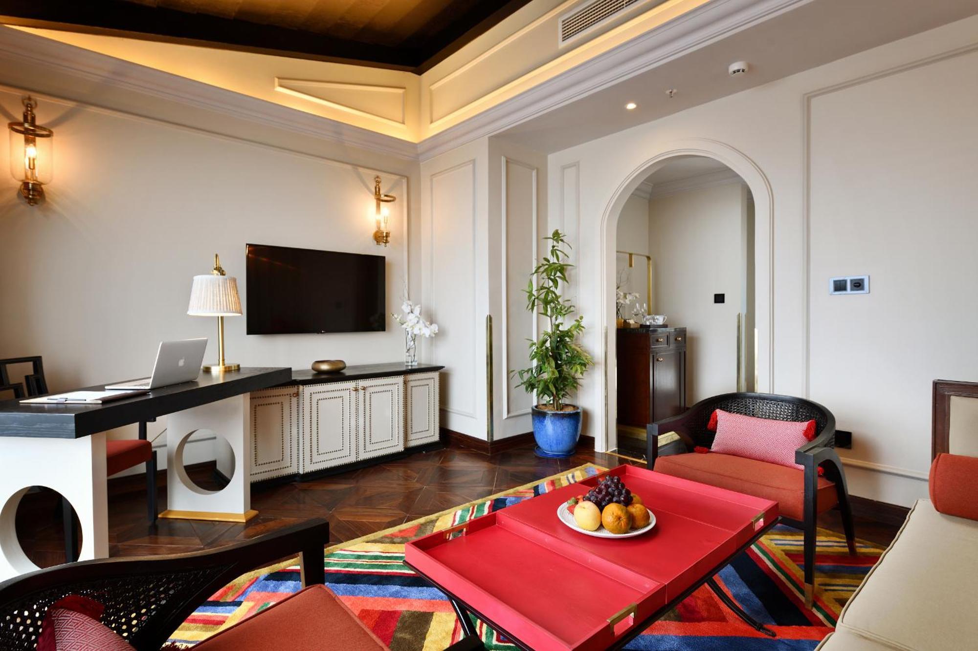 Silk Path Grand Sapa Resort & Spa Kültér fotó A suite at the hotel